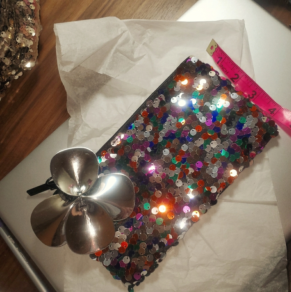 MAC cosmetic bag / pouch